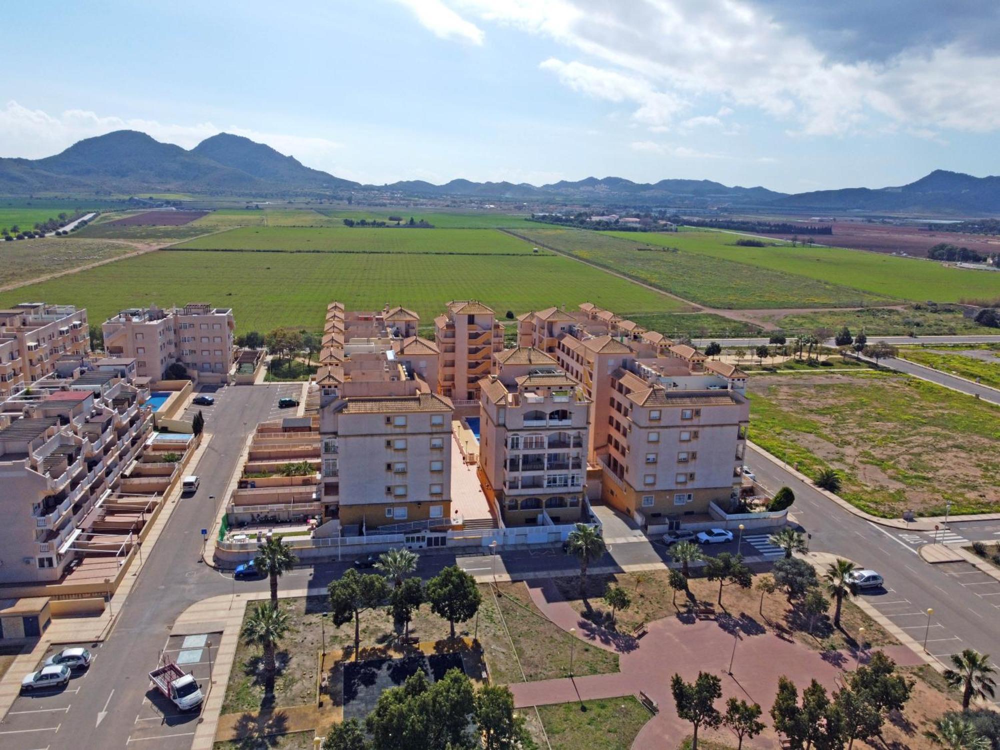 Mar De Cristal Resort Apartamentos - Parking Екстериор снимка