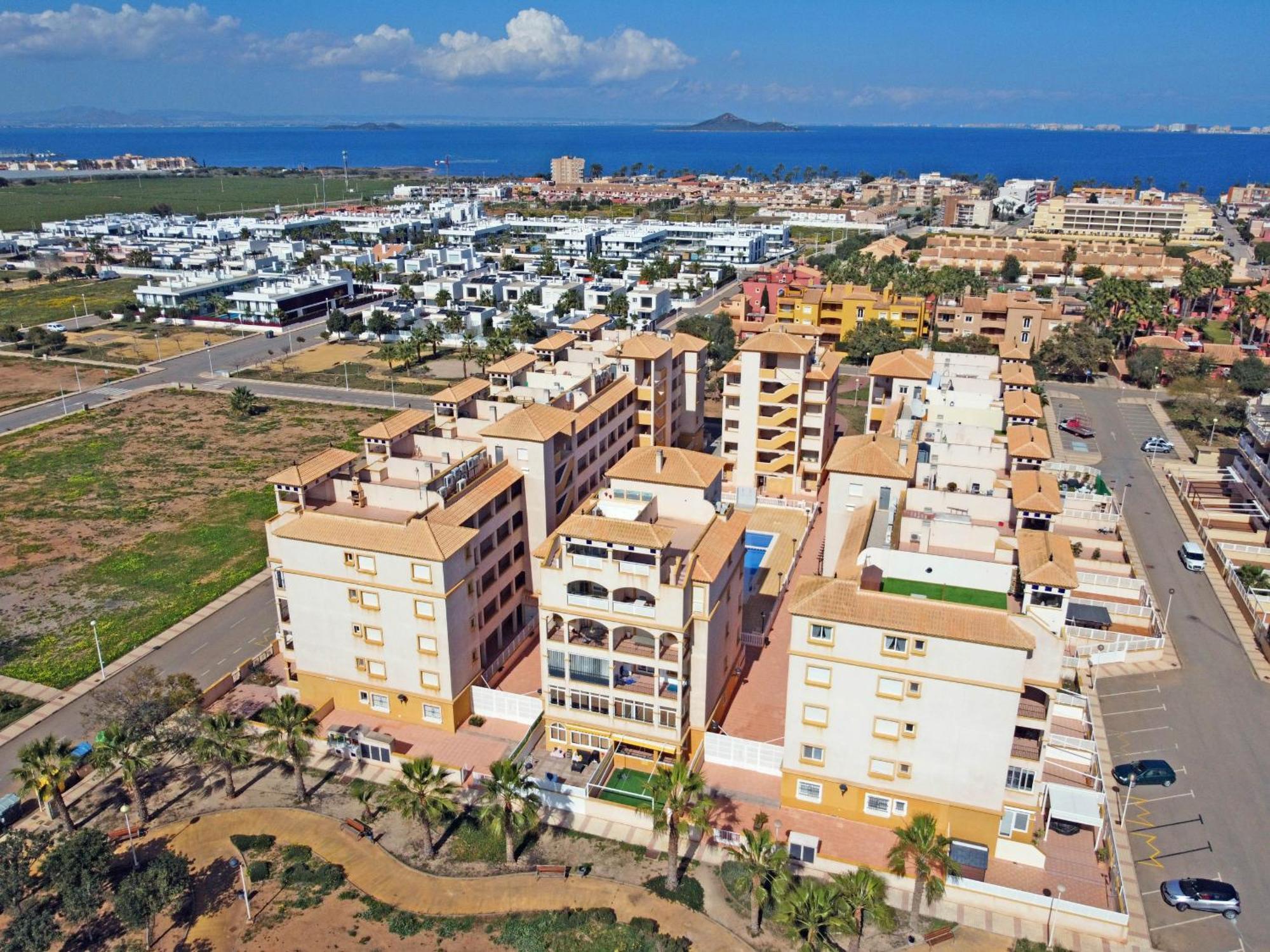 Mar De Cristal Resort Apartamentos - Parking Екстериор снимка